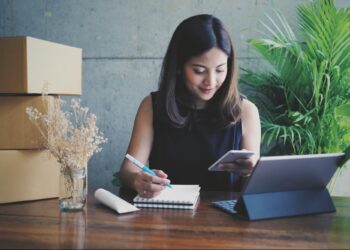 This Is Why Women Entrepreneurs Are Slaying the Online-Business Game