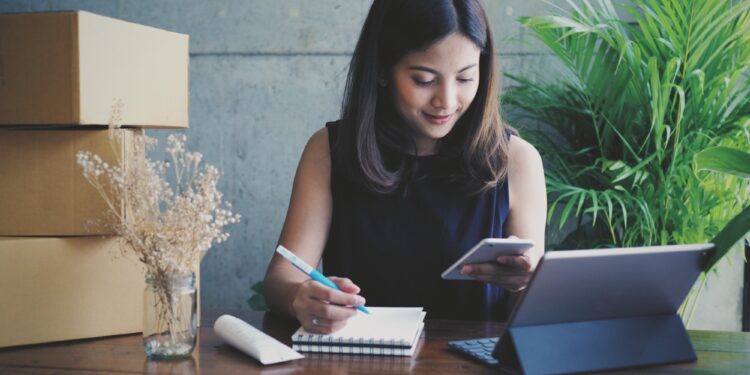 This Is Why Women Entrepreneurs Are Slaying the Online-Business Game