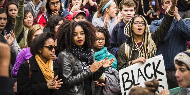 Black Women’s Unemployment Rate Just Dropped. What Happened?