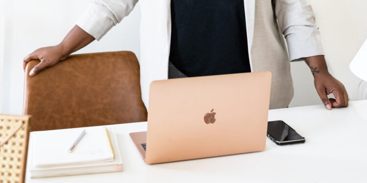 Work Tips: What To Do Before Logging off for the Holidays