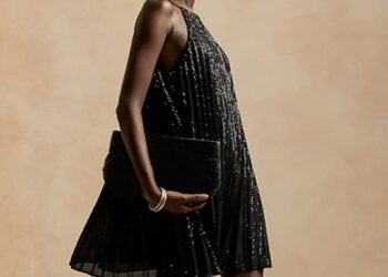 The Best Black Dresses of the 2021 Holiday Season
