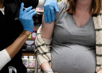 Covid Vaccinations Do Not Lead to Pre-term Births, Study Says