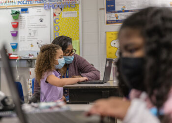 COVID Forced 2 Million U.S. Women to Leave the Workforce—But Who Are the Women Who Stayed?