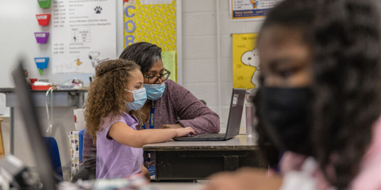 COVID Forced 2 Million U.S. Women to Leave the Workforce—But Who Are the Women Who Stayed?