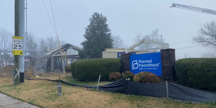 Knoxville Planned Parenthood Clinic Burned Down by Anti-Abortion Extremists: “A Huge Loss for the Community”