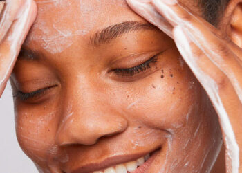 How to Repair Your Moisture Barrier After Overexfoliating