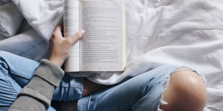 Reading Hacks That Will Actually Make You Read More