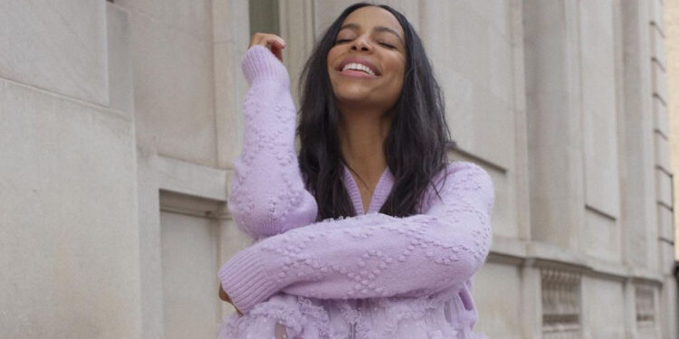 The Everygirl’s 28-Day Self-Love Challenge