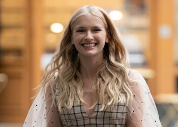 How to Get Camille’s Cool-Girl Look in ‘Emily in Paris’