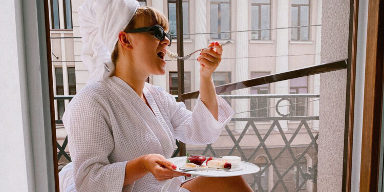 10 Weight Loss Myths, According to a Registered Dietitian