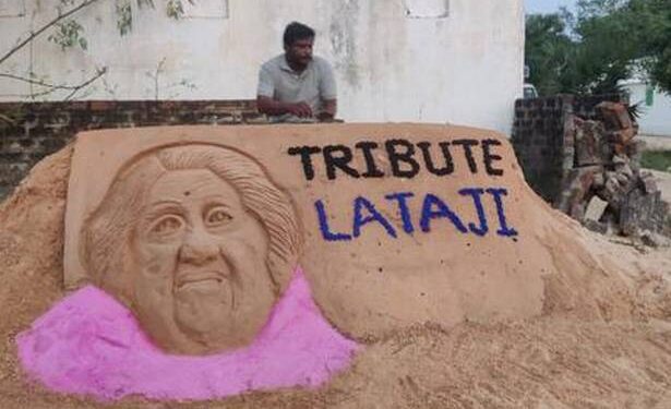 Sand artist’s tribute to Lata Mangeshkar