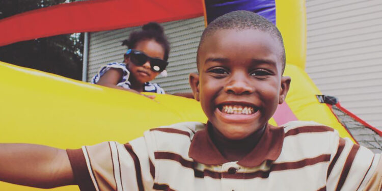 The Child Tax Credit Proved Unrestricted Cash Keeps Families Out of Poverty. Without It, Low-Income Families Are Struggling