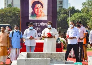 Demand for Lata Mangeshkar memorial at Shivaji Park