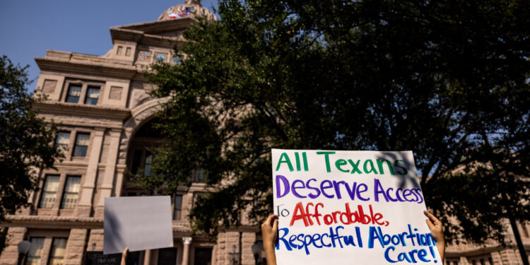 Citigroup Becomes First Bank to Cover Travel Costs for Texas Employees Seeking Abortions Out of State