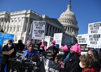 Millions of Women Would Benefit From a Minimum Wage Hike—Far More than Men