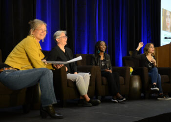 Women Data Scientists of the World, Unite!