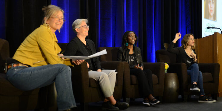 Women Data Scientists of the World, Unite!