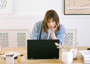 The Lazy Girl’s Guide To Tax Season