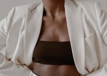 9 Netural Outfits to Wear This Spring if You Hate Color