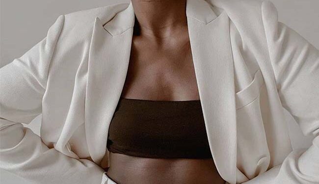 9 Netural Outfits to Wear This Spring if You Hate Color