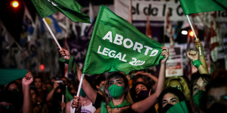 The U.S. Could Learn From Argentina’s Groundbreaking Plan to Reduce Maternal and Childhood Mortality