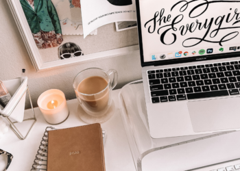 7 Desk Essentials Every Successful Women Has