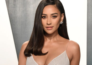 The Best Fitness Tips From Shay Mitchell’s Trainer