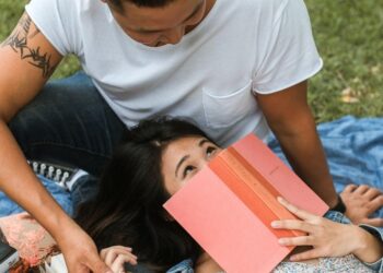 8 Activities That Are Perfect for Spring Date Nights
