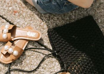 The Everygirl’s 2022 Summer Capsule Wardrobe