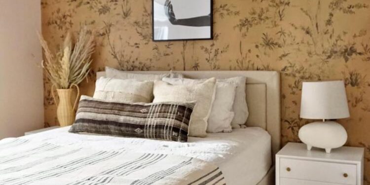 7 Times Wallpaper Totally Transformed a Room