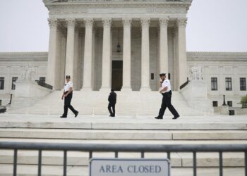 Opinion | Why Is the Supreme Court So Secretive?