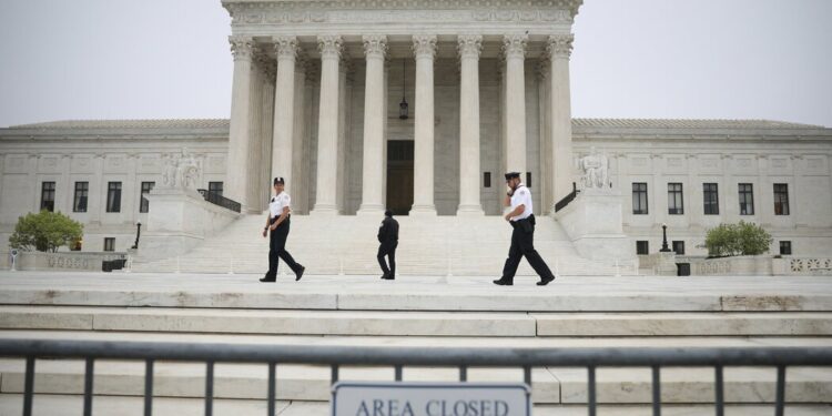 Opinion | Why Is the Supreme Court So Secretive?