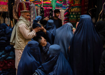 Taliban Impose Head-to-Toe Coverings for Women