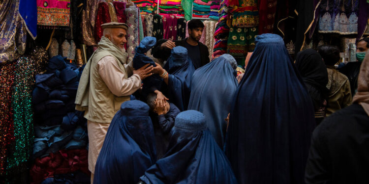 Taliban Impose Head-to-Toe Coverings for Women