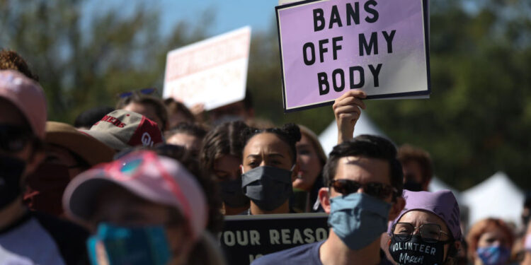 Women Need a Win. Pass the Child Tax Credit Expansion.