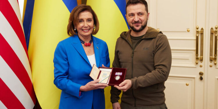 We Heart: Speaker Nancy Pelosi Brings Delegation to Ukraine