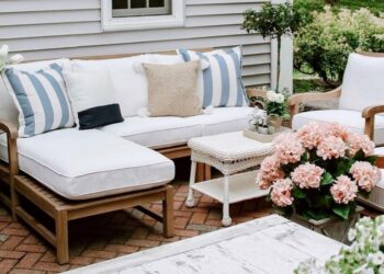 The Best Outdoor Decor Money Can Buy, No Matter How Big Your Space Is
