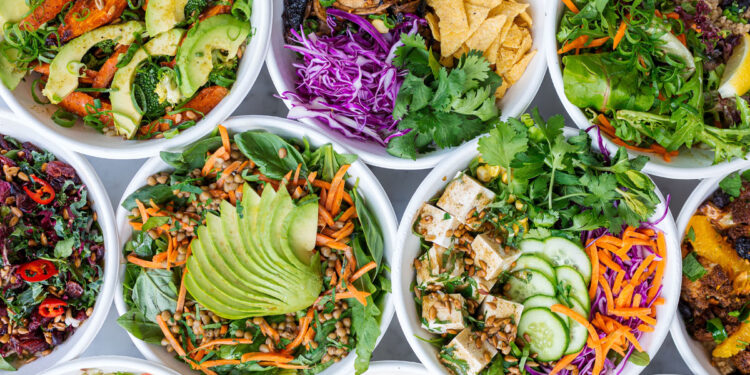 13 Health Experts Share Their Favorite Salad Recipes