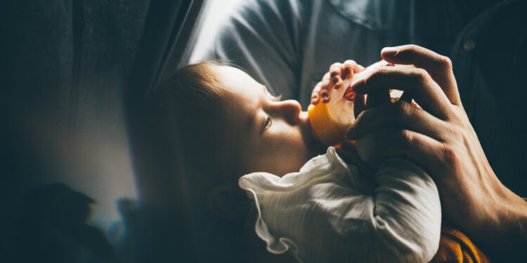 Opinion | The Pressure on New Moms to Breastfeed