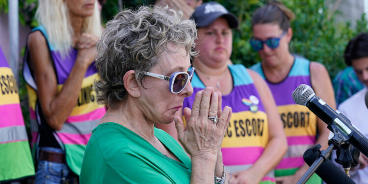 Scene Outside Mississippi Abortion Clinic After Roe Is Overturned