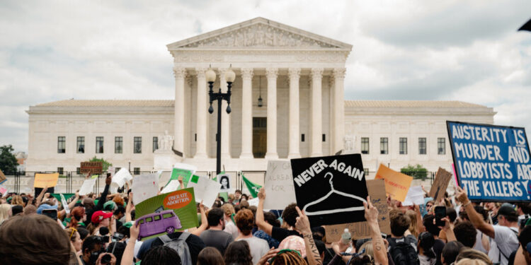 Businesses Are Bracing for the Political and Social Fight Post-Roe