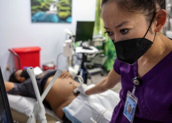 Florida Health Care Providers Urge Judge to Block State’s Abortion Ban