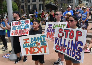 Senators Reach Compromise on ‘Boyfriend Loophole’—But Republicans Insist on Continuing Gun Exemptions for Abusers