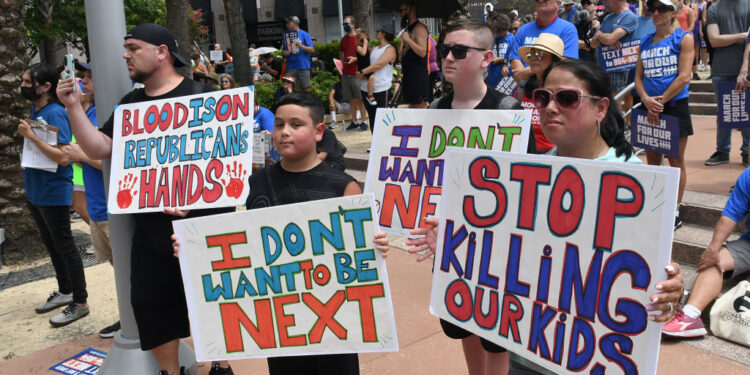 Senators Reach Compromise on ‘Boyfriend Loophole’—But Republicans Insist on Continuing Gun Exemptions for Abusers