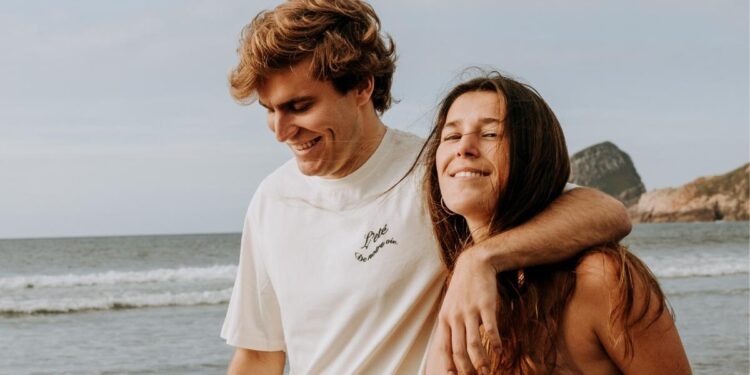 What To Do When You’ve Got the Hots for One of Your Friends