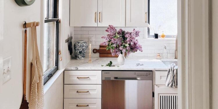 New Kitchen Cabinet Hardware Will Transform You Kitchen