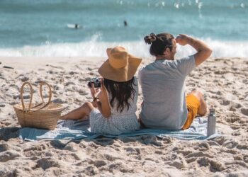 Money Tips That Will Keep Your Wallet Happy This Summer