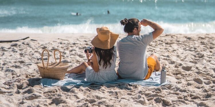 Money Tips That Will Keep Your Wallet Happy This Summer