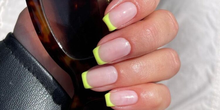 10 French Tip Nail Ideas That Are Trending RN