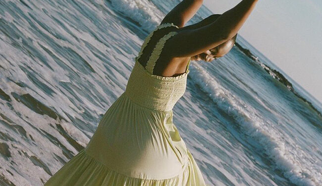 5 Ways to Style a Dress on Your Next Vacation